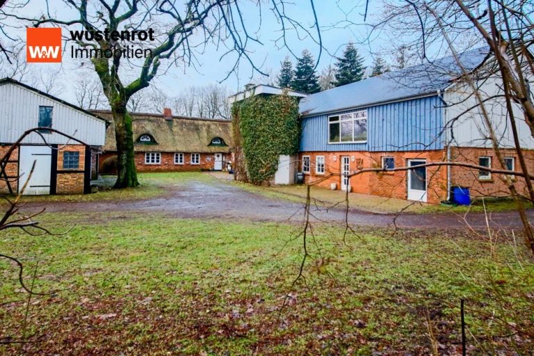 Immobilienangebot - Risum-Lindholm - Alle - Achtung: Preisreduzierung! 
Reetdachhaus mit ausgebauter Stallung und weiterem Ausbaupotential!