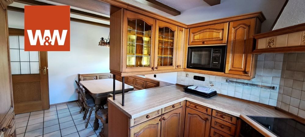 Immobilienangebot - Hettenshausen - Alle - Sehr gut geschnittene, helle 4-Zi.-Whg. mit Balkon