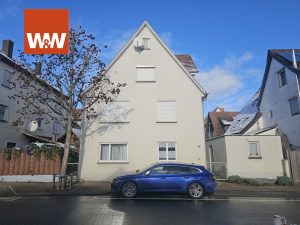 Immobilienangebot - Bondorf - Alle - Einfamilienhaus mit zwei Garagen und pflegeleichtem Grundstück im Herzen von Bondorf.