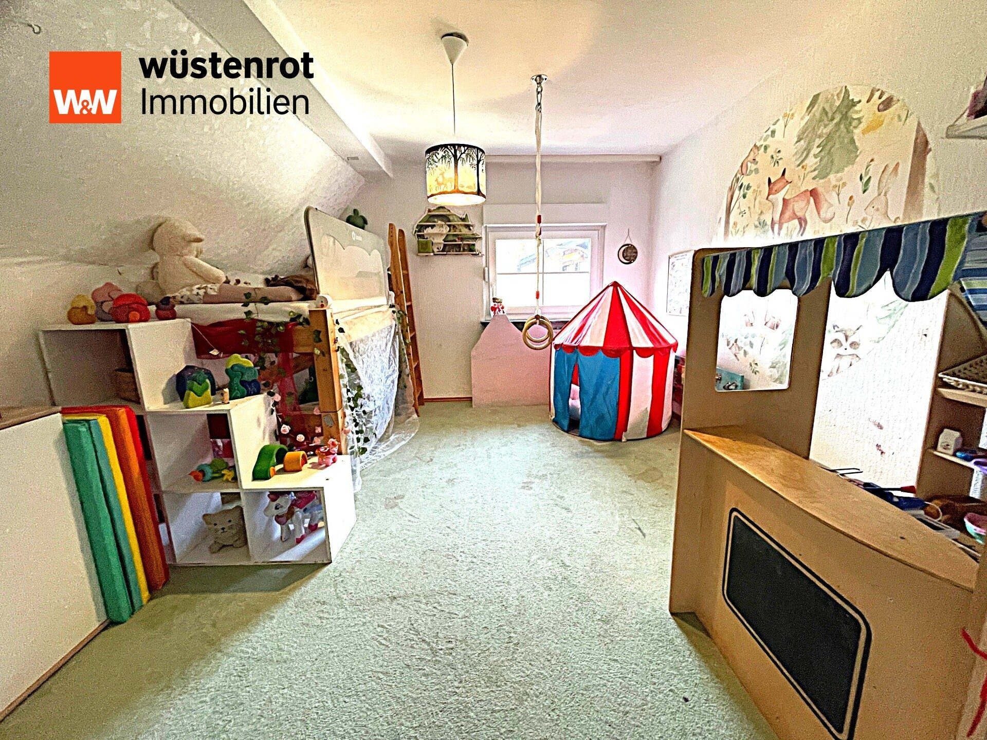 Immobilienangebot - Plettenberg / Oesterau - Alle - Wohnen Sie da, wo andere Urlaub machen
freistehendes Einfamilienhaus, großes Grundstück u. Garage