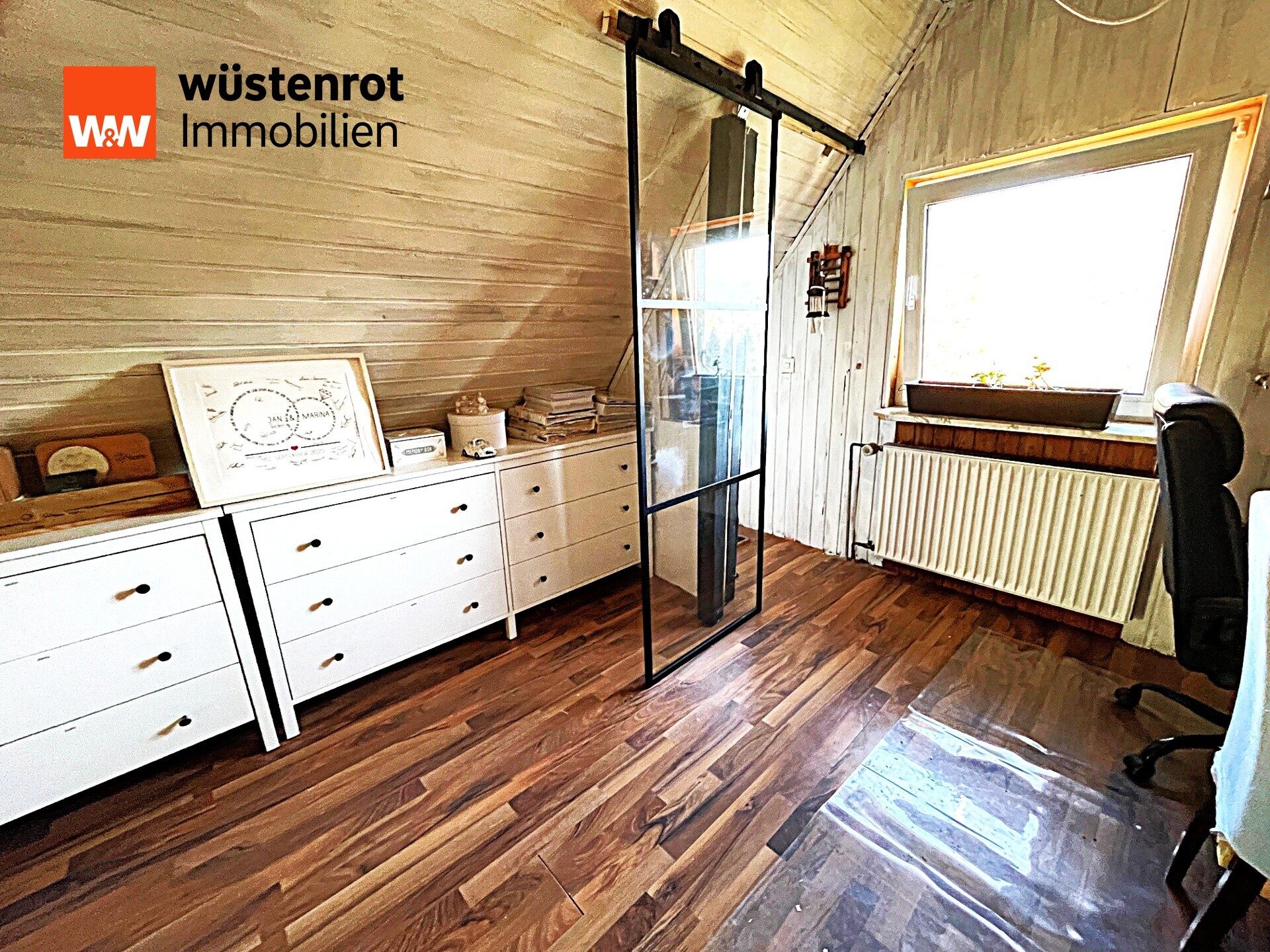 Immobilienangebot - Plettenberg / Oesterau - Alle - Wohnen Sie da, wo andere Urlaub machen
freistehendes Einfamilienhaus, großes Grundstück u. Garage