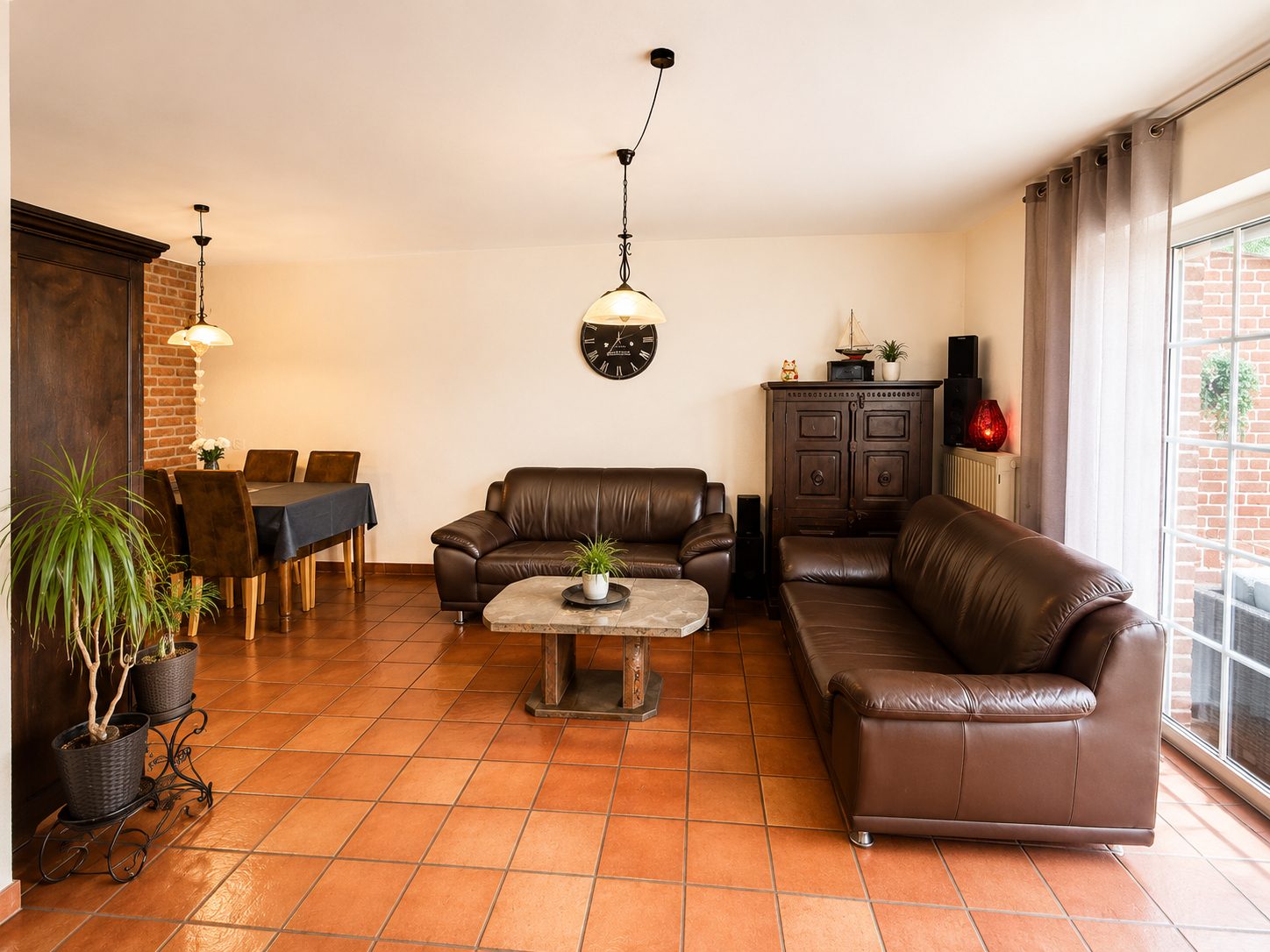 Immobilienangebot - Gangelt - Alle - 3D: Familienglück in ruhiger Lage - Sehr gepflegtes Einfamilienhaus mit Kamin, Balkon und viel Platz