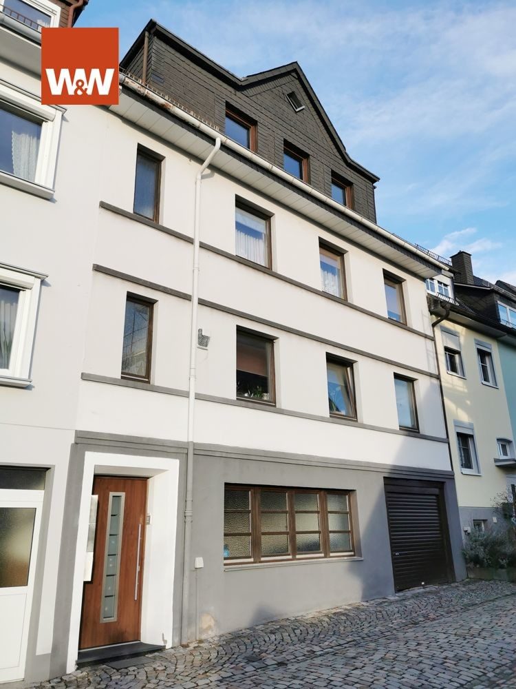Immobilienangebot - Siegen - Alle - ***Attraktives 3-Parteienhaus in der Siegener Oberstadt!***