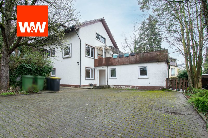 Immobilienangebot - Vaihingen an der Enz - Alle - Familienfreundliche 4 Zimmer- Erdgeschosswohnung mit Garten und 2 Stellplätzen