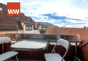 Immobilienangebot - Lautertal - Alle - Helle 3-Zimmer-Wohnung/ Büroeinheit im Dachgeschoss mit Balkon
