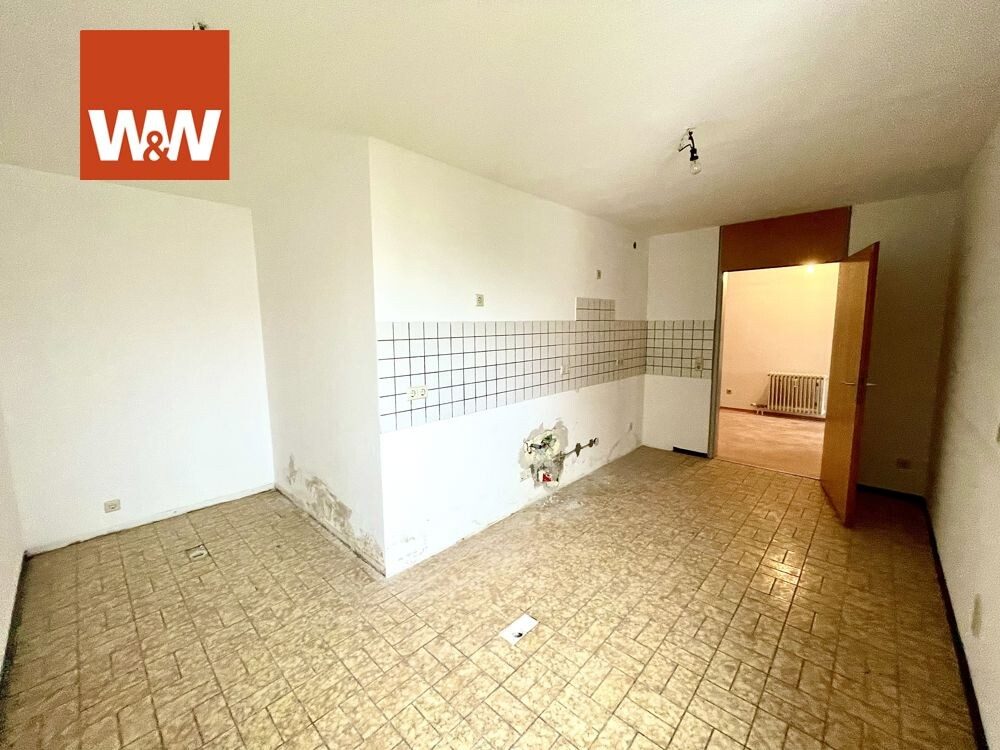 Immobilienangebot - Mühlacker - Alle - VIELFÄLTIGUNG NUTZUNG IN SCHÖNEM WOHNRAUM: 3 Zimmerwohnung, Stellplatz Tiefgarage, Balkon-Wintergarten!