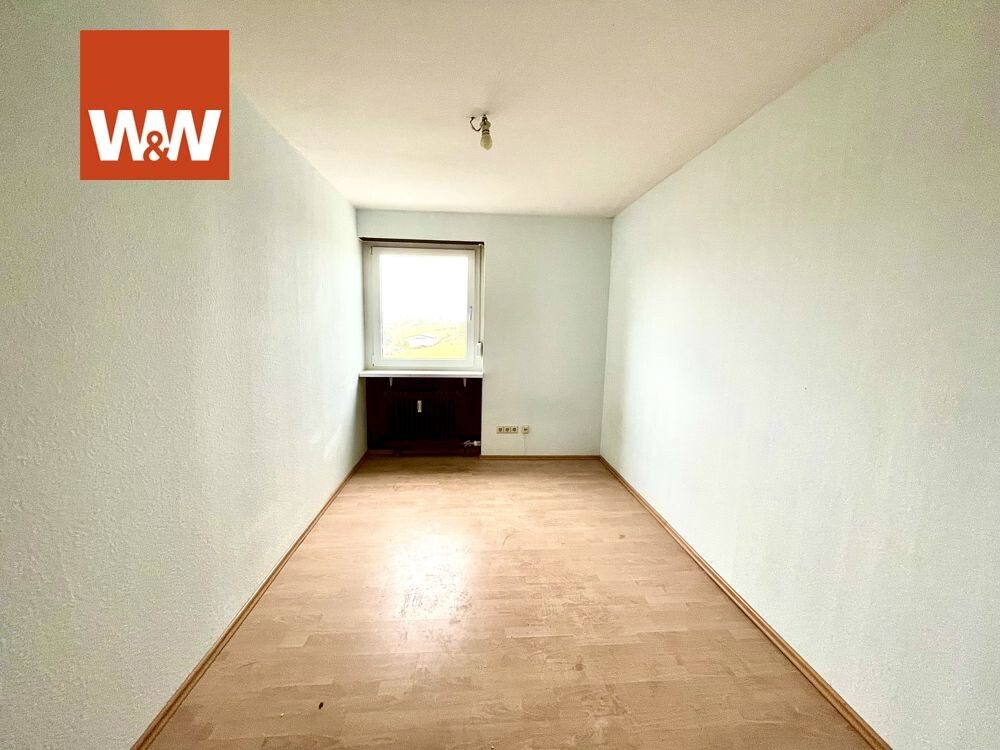 Immobilienangebot - Mühlacker - Alle - VIELFÄLTIGUNG NUTZUNG IN SCHÖNEM WOHNRAUM: 3 Zimmerwohnung, Stellplatz Tiefgarage, Balkon-Wintergarten!