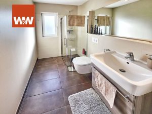 Immobilienangebot - Büdingen - Alle - BÜDINGEN-STADT: ÜBER 411 QUADRATMETER FEINSTE BÜRO/PRAXIS/WOHNFLÄCHE IN FELDRANDLAGE MIT GOLFRASEN!