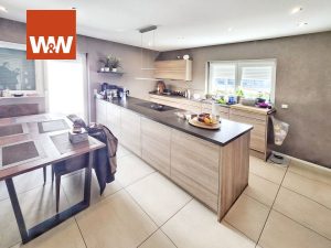 Immobilienangebot - Büdingen - Alle - BÜDINGEN-STADT: ÜBER 411 QUADRATMETER FEINSTE BÜRO/PRAXIS/WOHNFLÄCHE IN FELDRANDLAGE MIT GOLFRASEN!