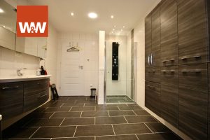 Immobilienangebot - Neunkirchen/Saar - Alle - Einfamilienhaus mit ELW in Neunkirchen zu verkaufen
