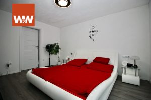 Immobilienangebot - Neunkirchen/Saar - Alle - Einfamilienhaus mit ELW in Neunkirchen zu verkaufen