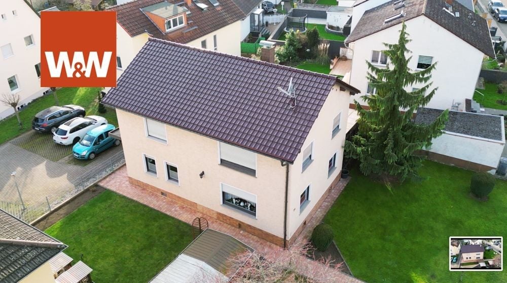 Immobilienangebot - Mainz-Kostheim - Alle - Traumhaftes Wohnen: Geräumiges Haus mit Behindertenlift, bezauberndem Garten und Pergola