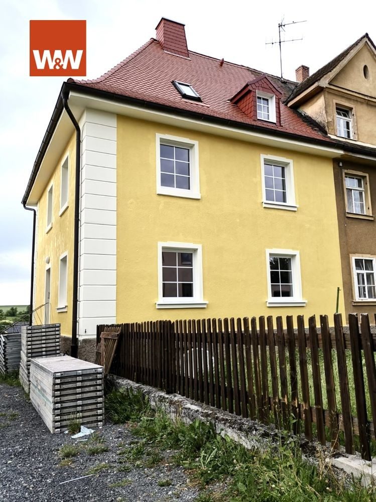 Immobilienangebot - Arzberg - Alle - ** DHH Arzberg * 2 Wohneinheiten * auch als Kapitalanlage **
