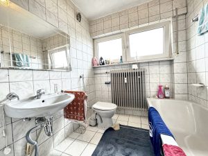Immobilienangebot - Worms - Alle - Helle 3-Zimmerwohnung mit Balkon und Garage in Worms!
