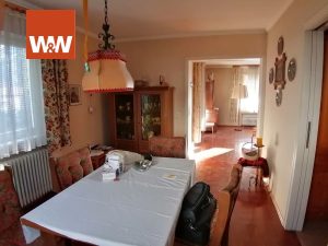 Immobilienangebot - Gernsbach - Alle - Einfamilienhaus in toller und sonniger Aussichtslage.
Wohnen wo andere Urlaub machen.