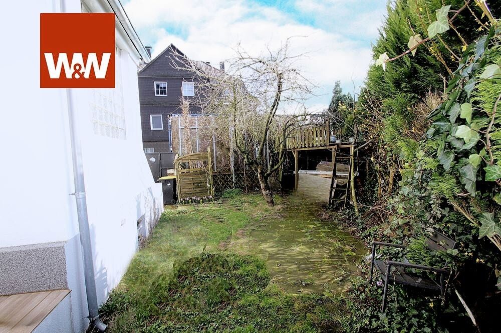 Immobilienangebot - Velbert - Alle - Zusammen unter einem Dach: Zentral gelegenes Mehrfamilienhaus in Velbert Mitte mit Garten