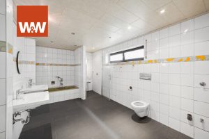 Immobilienangebot - Leidersbach / Roßbach - Alle - Exklusives Wohnen! Entdecken Sie Ihr neues Traumhaus: 
Großzügiges Anwesen mit Wellnessoase zu unschlagbarem Preis!