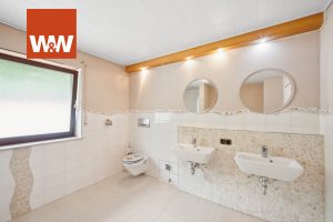 Immobilienangebot - Leidersbach / Roßbach - Alle - Exklusives Wohnen! Entdecken Sie Ihr neues Traumhaus: 
Großzügiges Anwesen mit Wellnessoase zu unschlagbarem Preis!