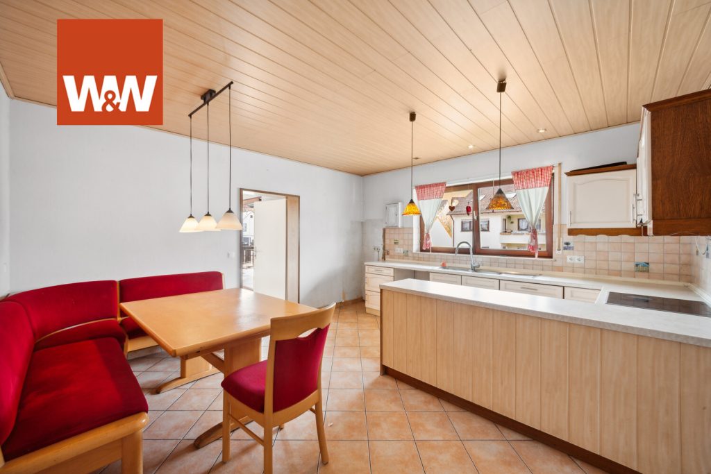 Immobilienangebot - Leidersbach / Roßbach - Alle - Exklusives Wohnen! Entdecken Sie Ihr neues Traumhaus: 
Großzügiges Anwesen mit Wellnessoase zu unschlagbarem Preis!