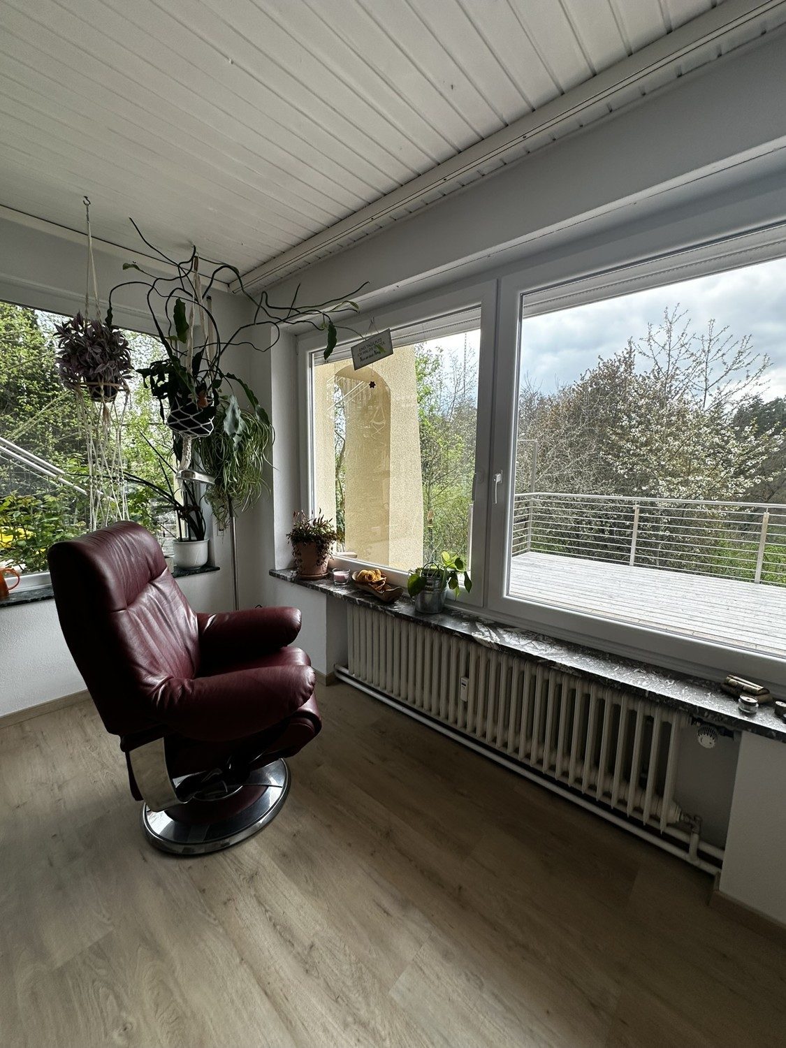 Immobilienangebot - Sachsen bei Ansbach - Alle - RESERVIERT: Mietwohnung mit Blick ins Grüne