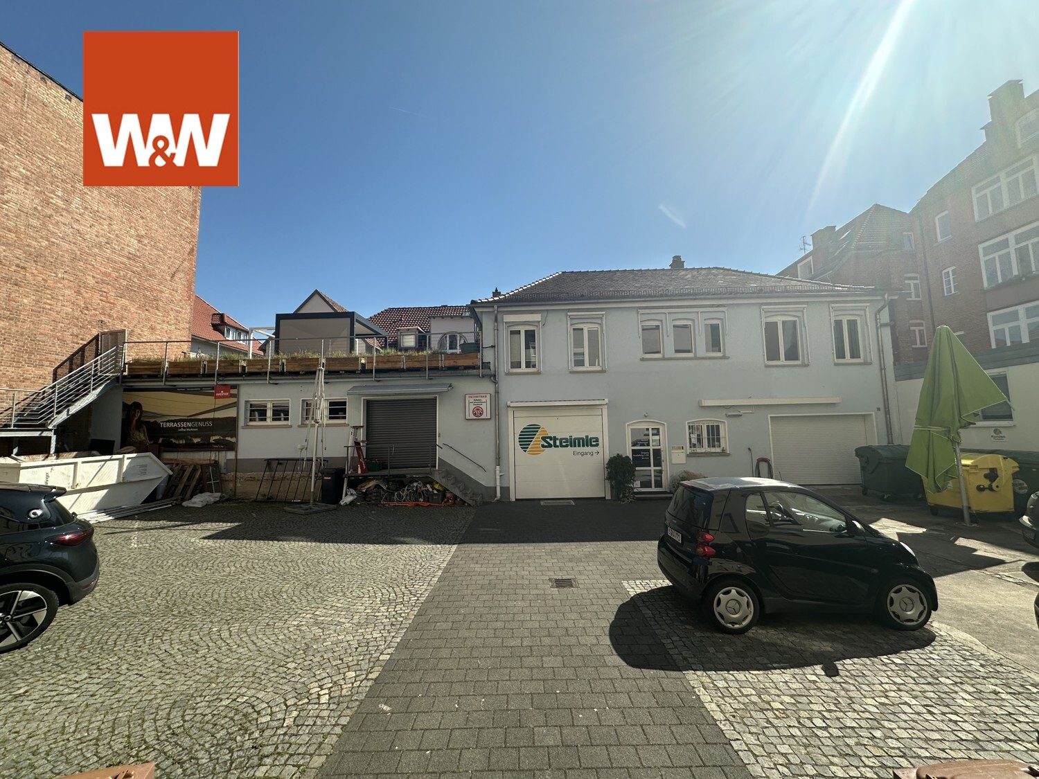 Immobilienangebot - Stuttgart / Stuttgart-West - Alle - Vielseitige Gewerbeimmobilie im Stuttgarter Westen mit Büro, Werkstatt und Lager!