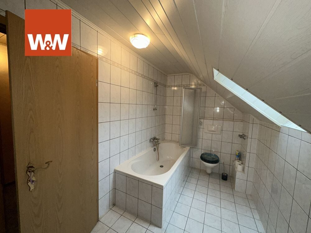 Immobilienangebot - Herten / Westerholt - Alle - Ideal für Handwerker! Hier erwartet Sie ein 2-Familienhaus mit Garage auf einem großzügigen Grundstück von 1.349m².