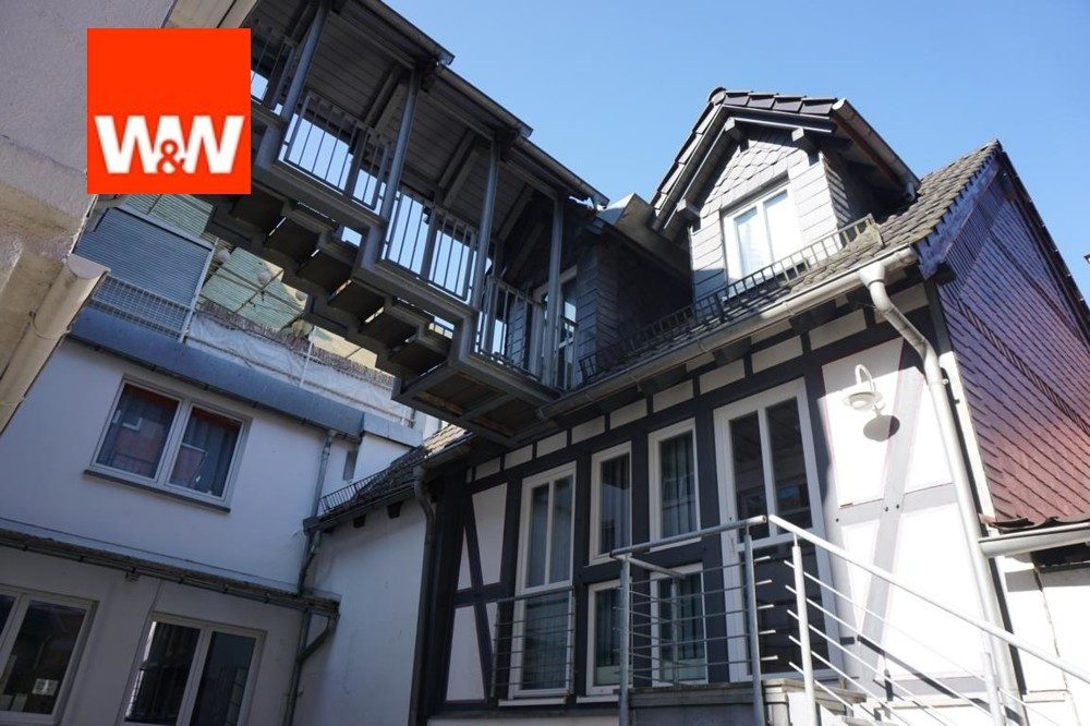 Immobilienangebot - Biedenkopf - Alle - Zwei Wohnhäuser für einen Preis Nr. 2 u. 2a