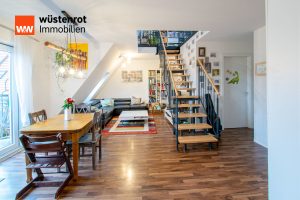 Immobilienangebot - Bietigheim-Bissingen - Alle - 4,5-Zimmer-Dachgeschoss-Maisonettewohnung mit Balkon im alten Stadtteil von Bissingen.