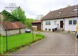 Immobilienangebot - Mainhardt / Geißelhardt - Alle - Einfamilienhaus mit DG-ELW, großem Grundstück und Scheune - Ideal für Handwerker oder Hobbylandwirte
