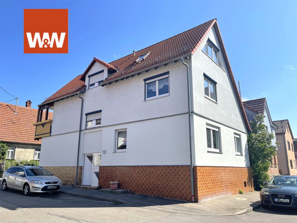 Immobilienangebot - Leonberg - Alle - Großzügige 4-Zi.-Maisonette-Wohnung mit großem Balkon und EBK mitten in Eltingen zu verkaufen!