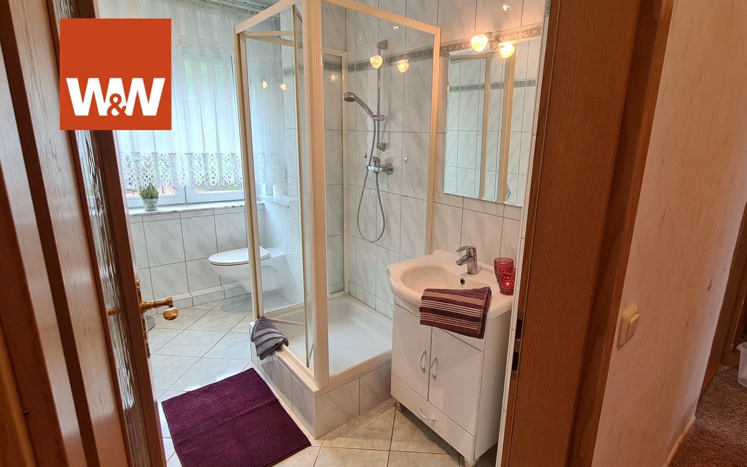 Immobilienangebot - Hohenmölsen - Alle - Hohenmölsen- gemütliche 3 Zimmer Wohnung mit Stellplatz und Tageslichtbad