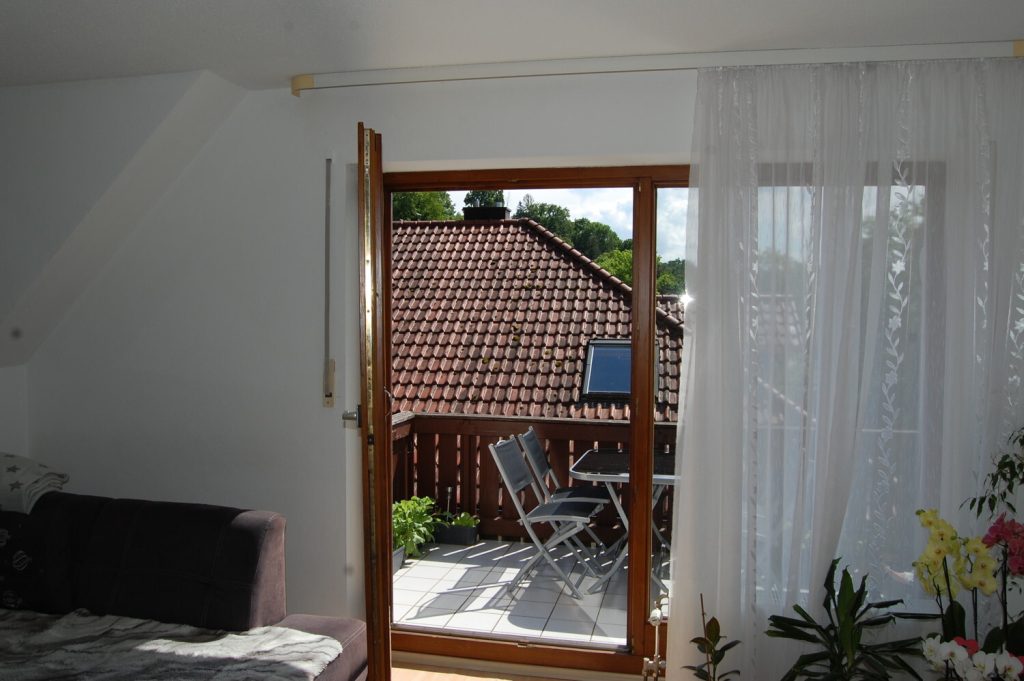 Immobilienangebot - Landau an der Isar - Alle - ***Landau/Isar – untere Stadt-: Großzügige 3-Zi. ETW mit EBK, Südbalkon und PKW-Stellplatz***