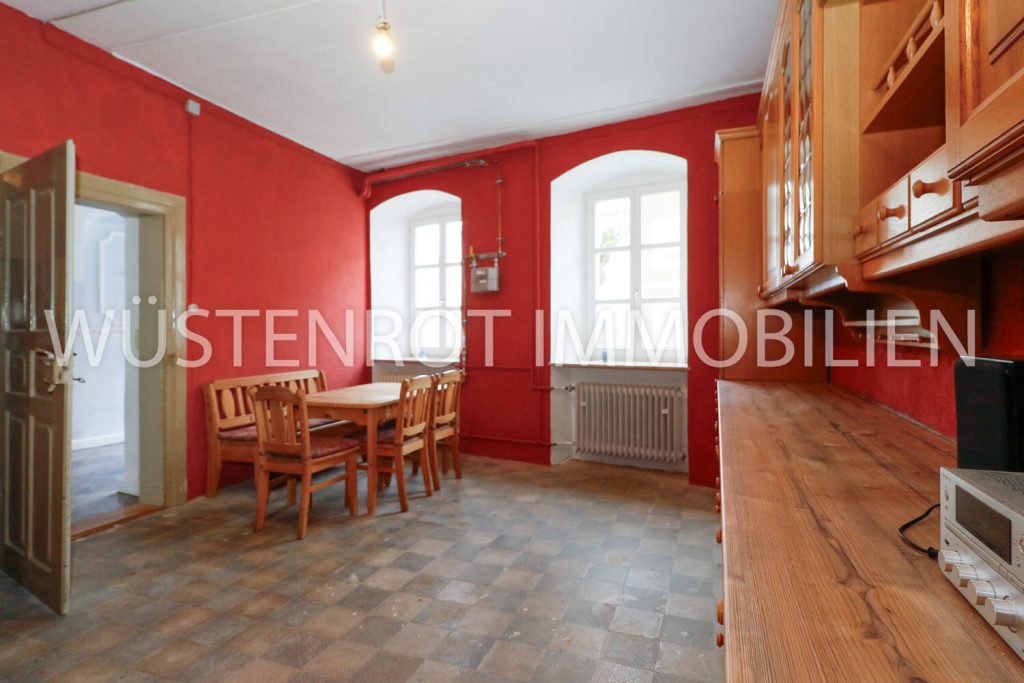 Immobilienangebot - Münchberg - Alle - Herrschaftlich Wohnen und Arbeiten in einer historischen Stadtvilla