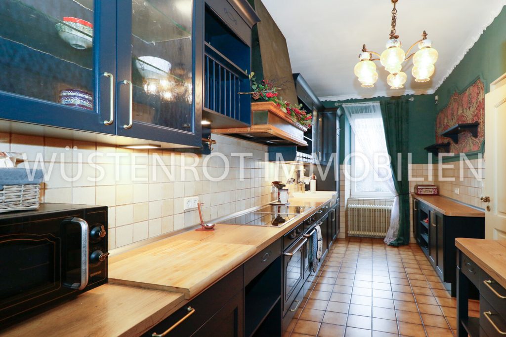 Immobilienangebot - Münchberg - Alle - Herrschaftlich Wohnen und Arbeiten in einer historischen Stadtvilla