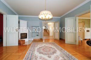 Immobilienangebot - Münchberg - Alle - Herrschaftlich Wohnen und Arbeiten in einer historischen Stadtvilla