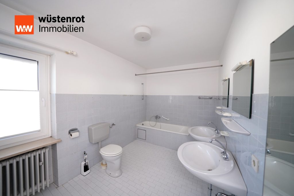 Immobilienangebot - Aschheim - Alle - Familiendomizil mit Gestaltungspotenzial -  Reihenmittelhaus in gewachsener Wohngegend