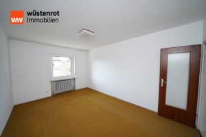 Immobilienangebot - Aschheim - Alle - Familiendomizil mit Gestaltungspotenzial -  Reihenmittelhaus in gewachsener Wohngegend