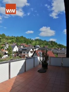 Immobilienangebot - Weisenbach - Alle - Interessante Doppelhaushälfte in schöner Lage