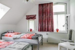Immobilienangebot - Neumünster - Alle - Exklusive Stadtvilla in zentraler Lage am Park – Ein Zuhause für hohe Ansprüche und viel Platz