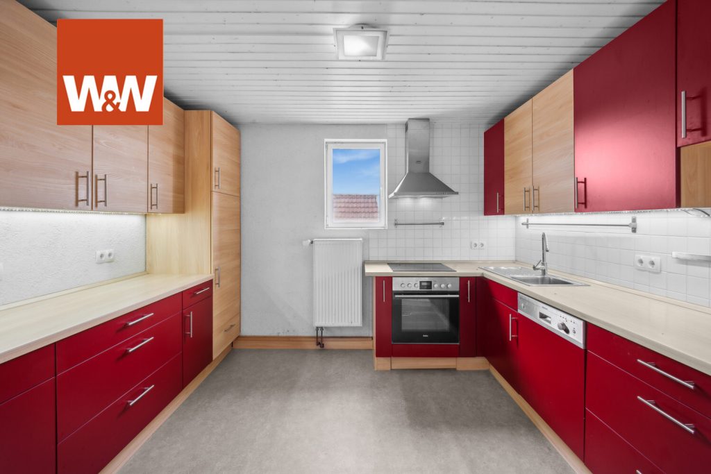 Immobilienangebot - Babenhausen - Alle - Großes 2- Familienhaus mit großem Grundstück, auch ideal für Kleingewerbe