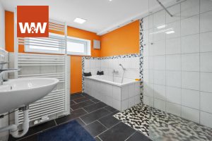 Immobilienangebot - Babenhausen - Alle - Großes 2- Familienhaus mit großem Grundstück, auch ideal für Kleingewerbe