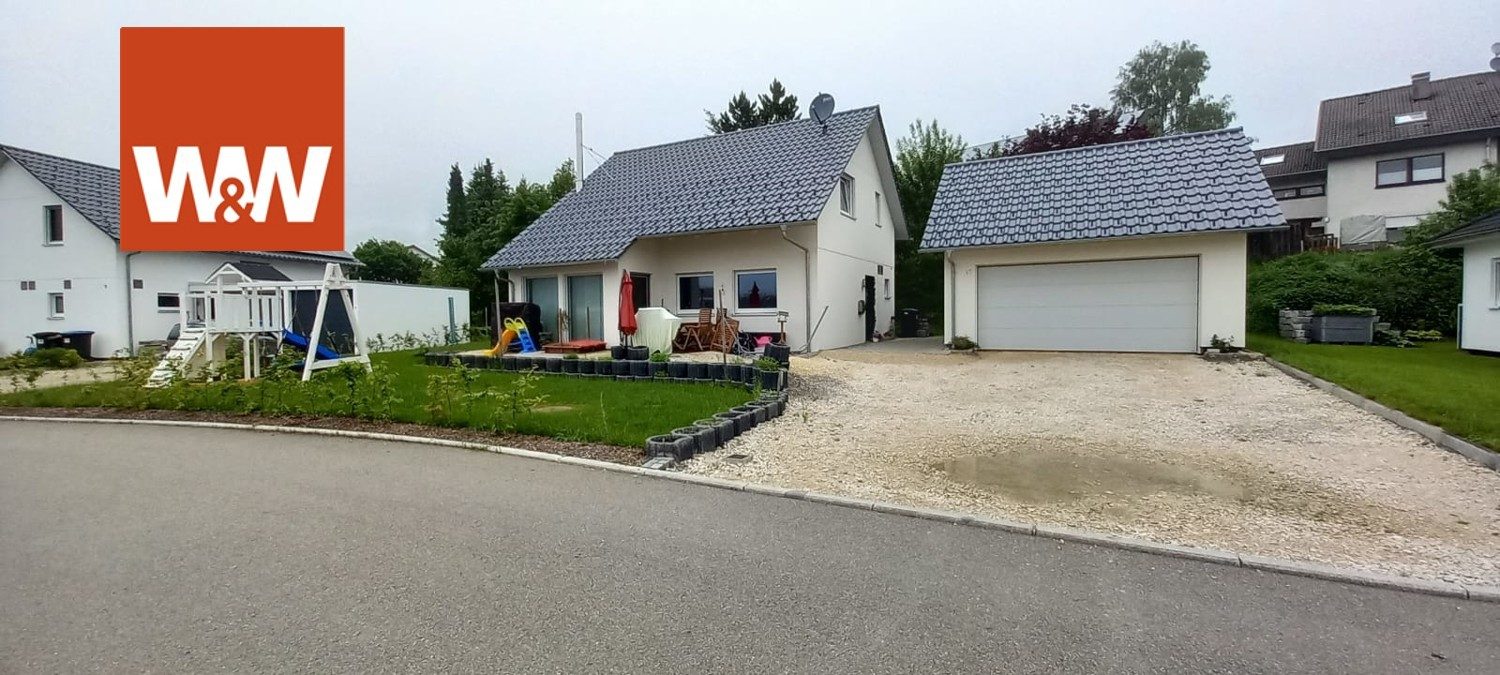 Immobilienangebot - Gomadingen / Steingebronn - Alle - Kaufen Sie einfach Ihren Wohntraum zum VHB.
KFW 55 Haus, vier Jahre alt, wartet auf neue Eigentümer!