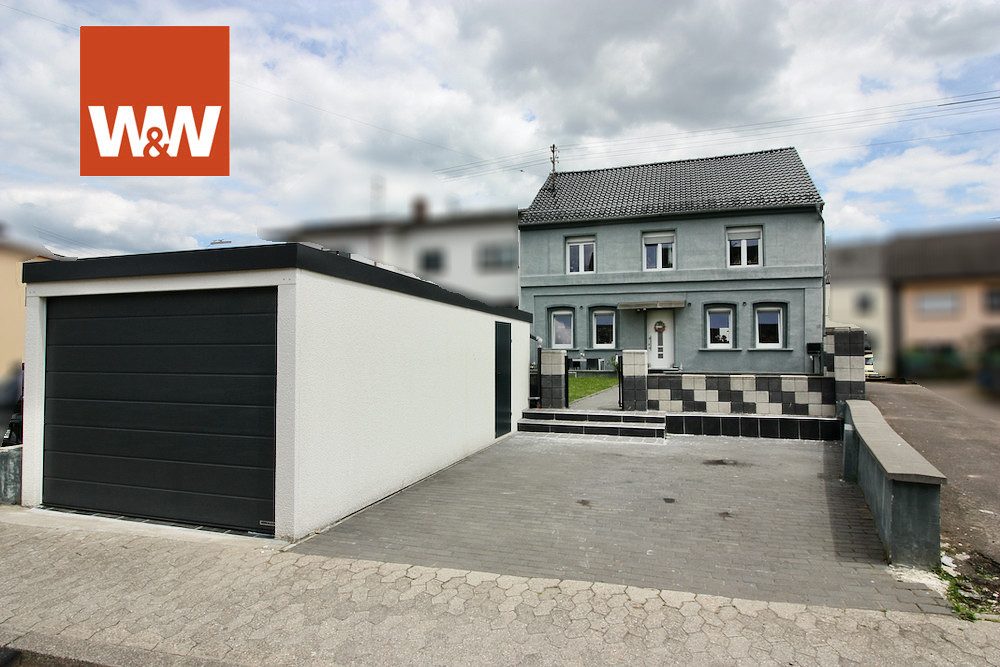Immobilienangebot - Schmelz / Hüttersdorf - Alle - Sorry... leider reserviert. Kernsaniertes Einfamilienhaus. Fünf Zimmer auf 413 m² Grundstücksfläche.