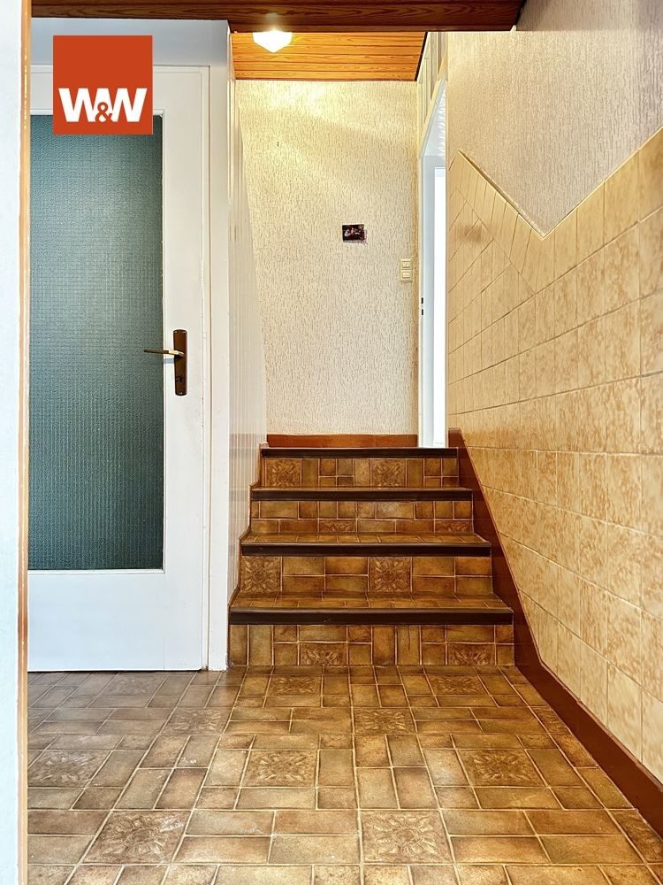 Immobilienangebot - Karlsbad-Mutschelbach - Alle - Wunderschönes Grundstück mit Zweifamilienhaus, Garagen, Scheune (910 m²)