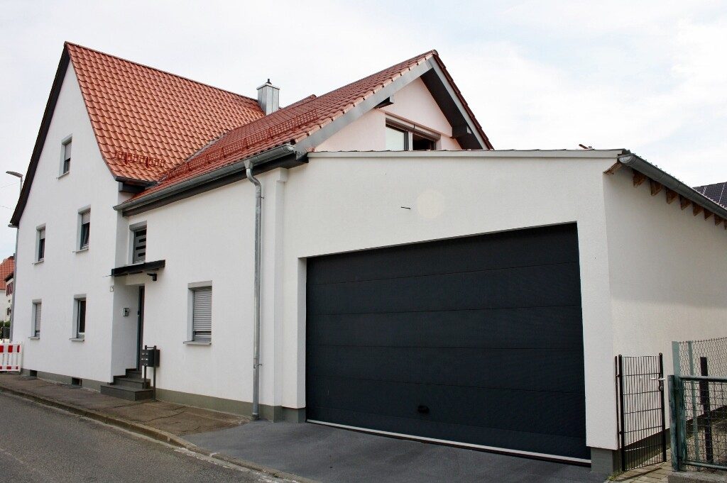 Immobilienangebot - Ottobeuren - Alle - Attraktives 5-Familien-Haus mit Garten und Garage