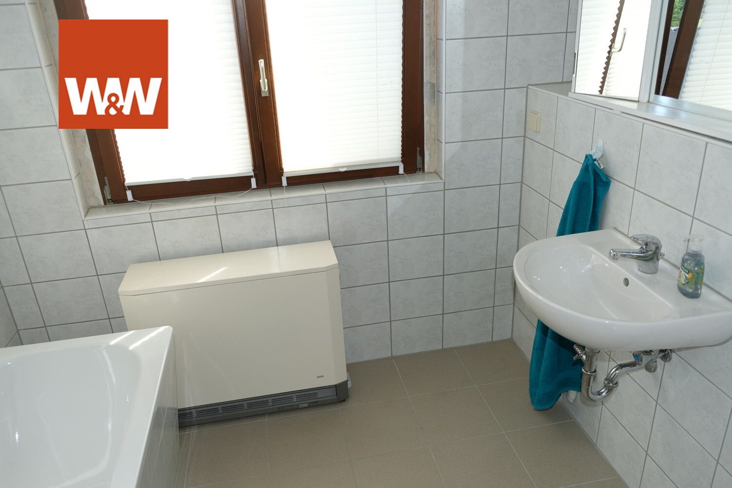 Immobilienangebot - Tannenbergsthal/Vogtland - Alle - Sehr schönes Reihenmittelhaus