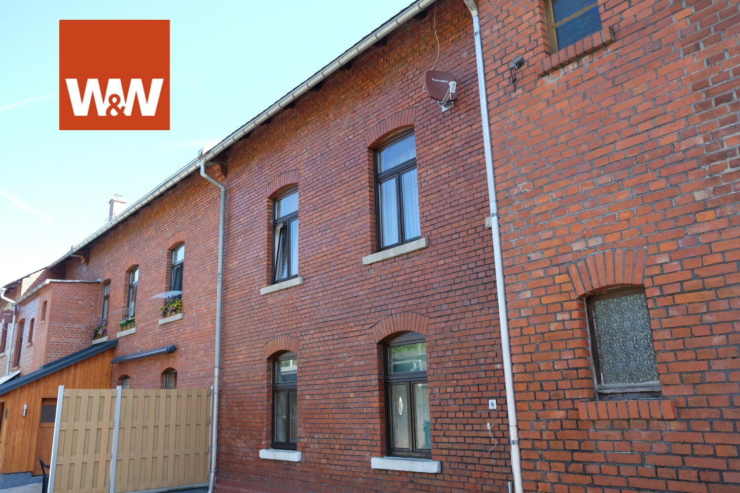 Immobilienangebot - Tannenbergsthal/Vogtland - Alle - Sehr schönes Reihenmittelhaus