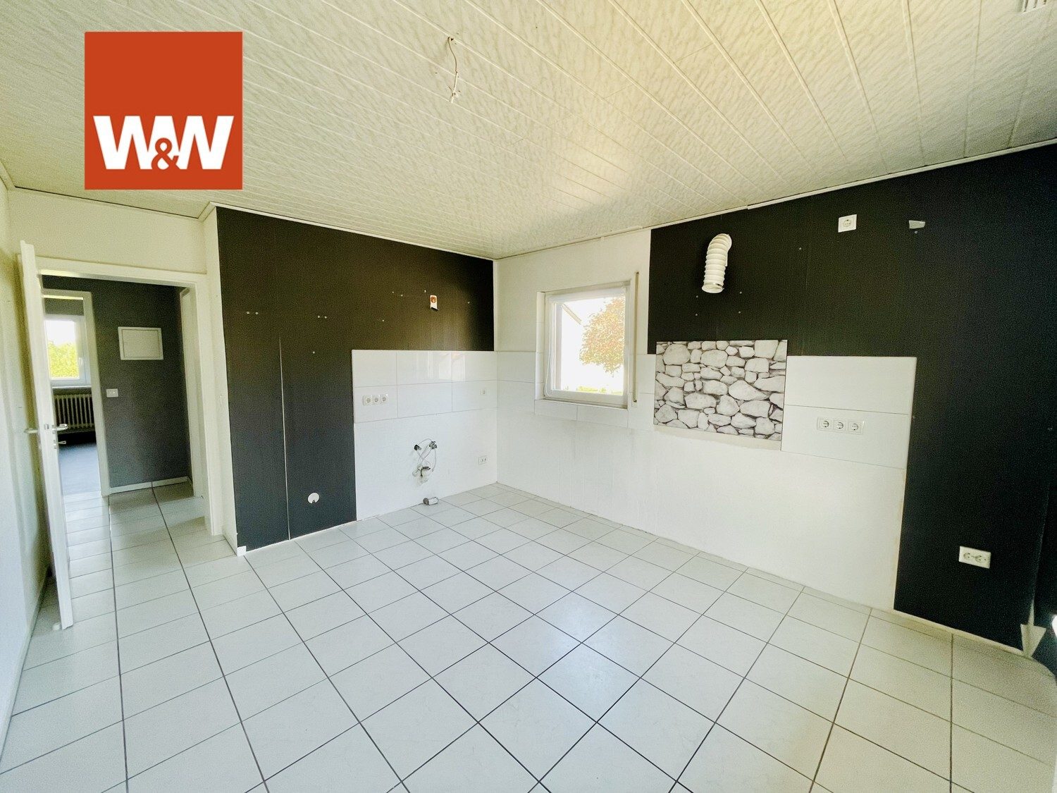 Immobilienangebot - Durmersheim / Würmersheim - Alle - *MEHRGENERATIONENHAUS ODER FÜR KAPITALANLEGER: Wohngebäude mit 3 Einheiten, 2 Garagen, Stellplätze*