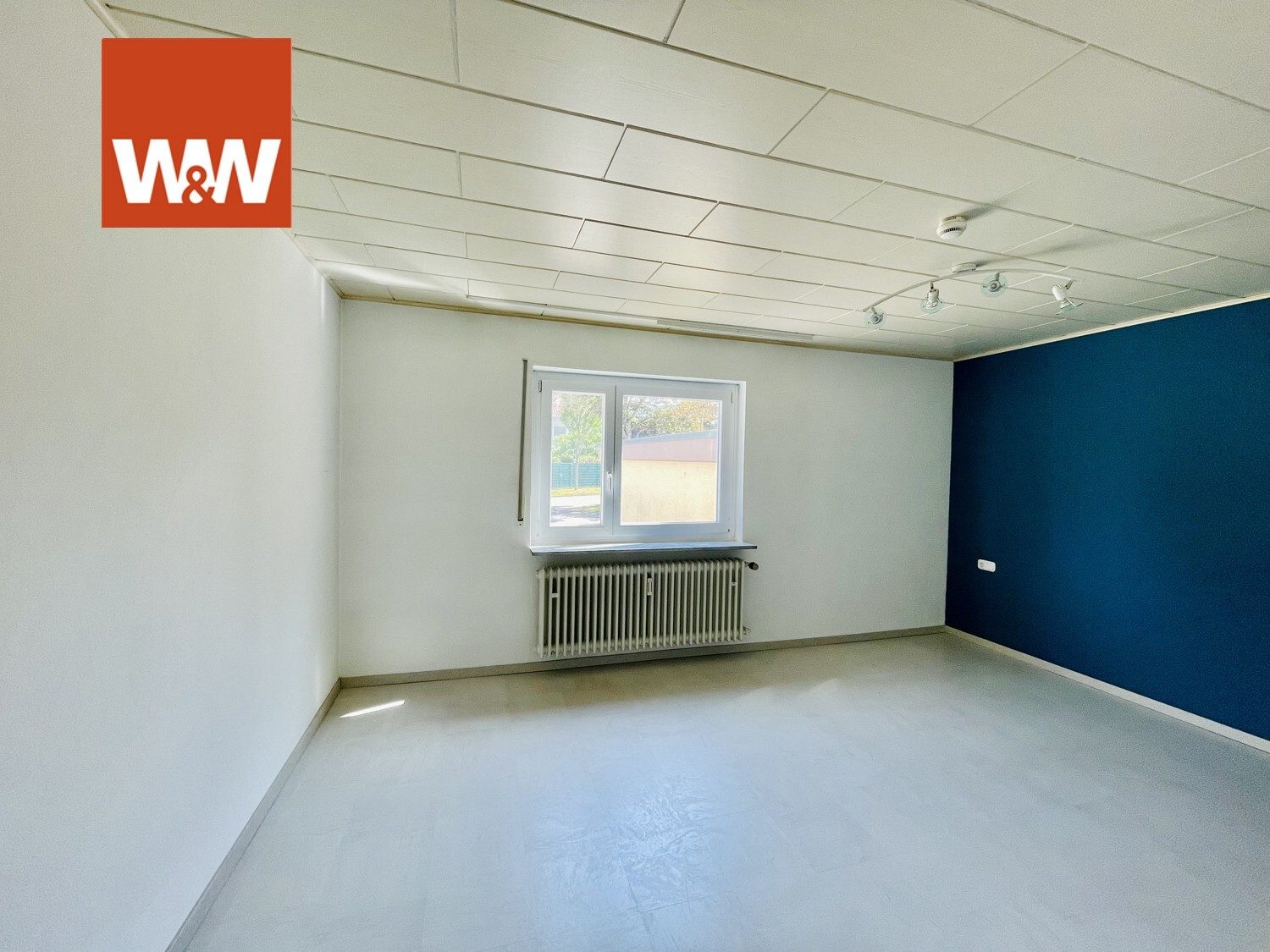 Immobilienangebot - Durmersheim / Würmersheim - Alle - *MEHRGENERATIONENHAUS ODER FÜR KAPITALANLEGER: Wohngebäude mit 3 Einheiten, 2 Garagen, Stellplätze*