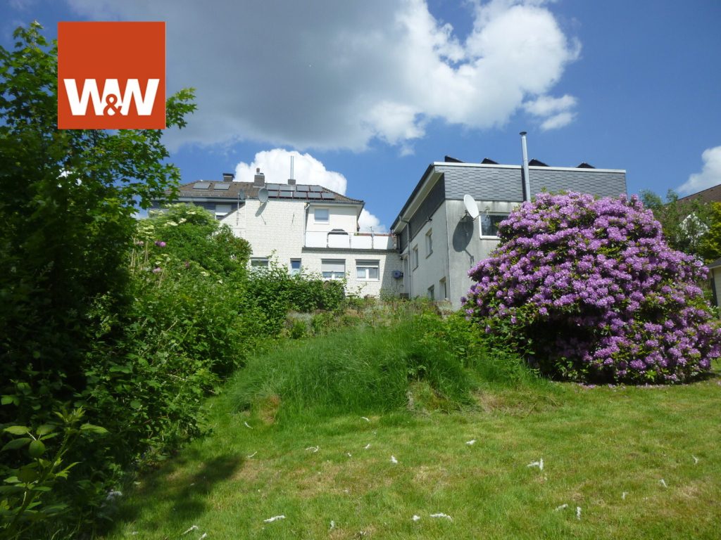 Immobilienangebot - Remscheid - Alle - xxx Kaufpreissenkung xxx
Bökerhöhe,  Doppelhaushälfte mit Anbau,  Doppelgarage und schönem Garten.